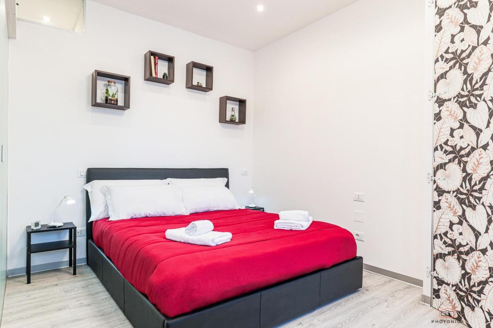 Front Station Apartment - Stazione Centrale Di Bologna Bagian luar foto