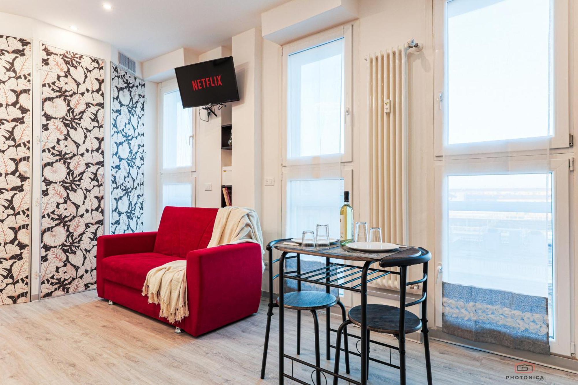 Front Station Apartment - Stazione Centrale Di Bologna Bagian luar foto
