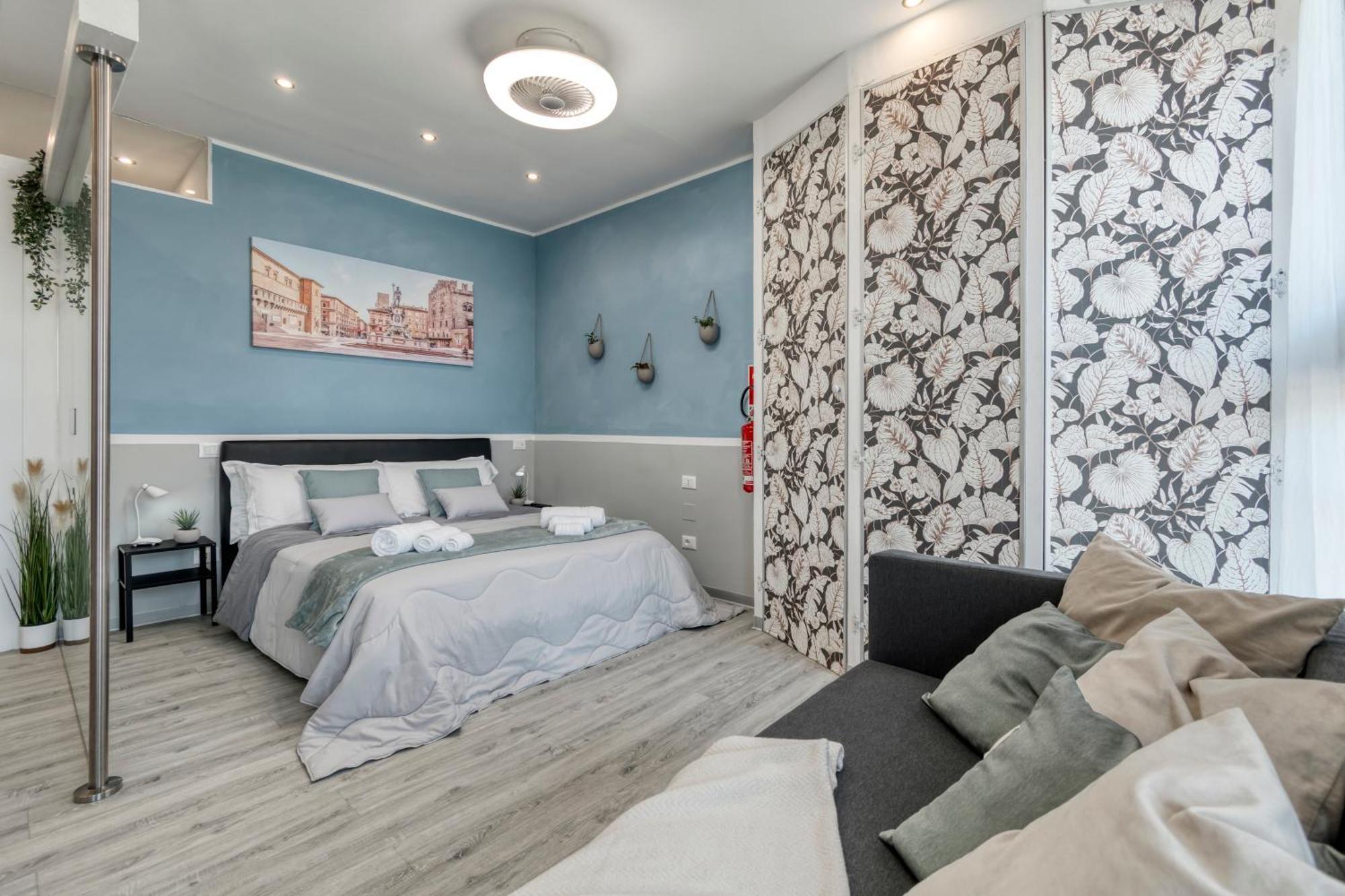 Front Station Apartment - Stazione Centrale Di Bologna Bagian luar foto